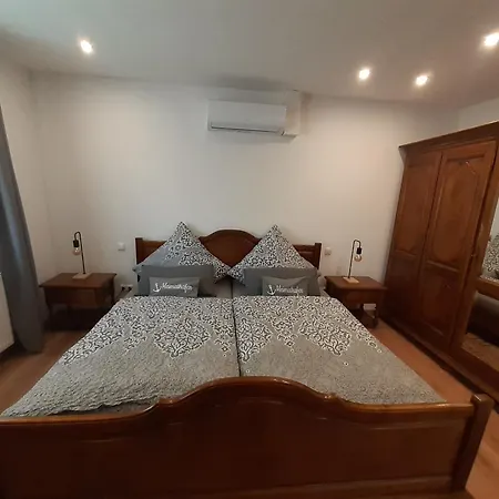 Dtv 4 Sterne-ferienwohnung Am Wickenpfaedchen - Wo Weinberge Fluestern Und Der Rhein Zum Traeumen Einlaedt -