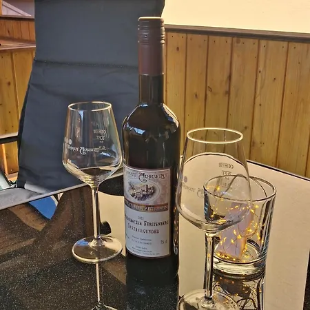 Appartement Am Wickenpfaedchen - Wo Weinberge Fluestern Und Der Rhein Zum Traeumen Einlaedt - Dtv 4-sterne *